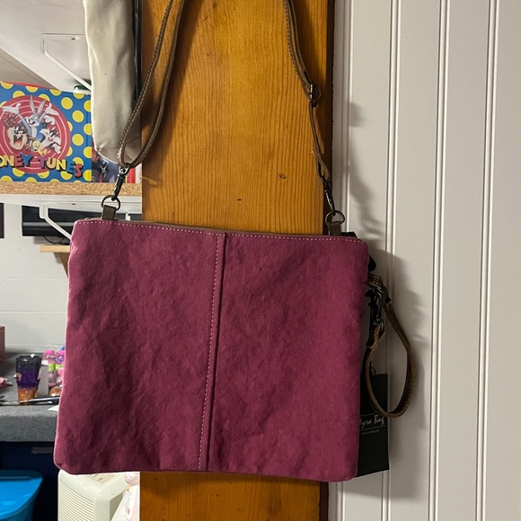 Purse new with tags - Picture 2 of 5